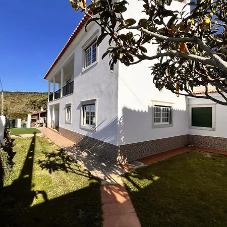 Casa Nabia - Coastal Sanctuary Alojamento de Acomodação e Pequeno-almoço
