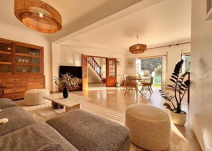 Casa Nabia - Coastal Sanctuary