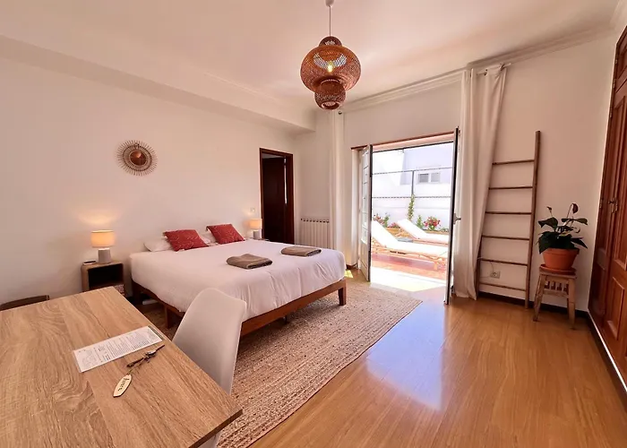 Frühstückspension Casa Nabia - Coastal Sanctuary Ericeira
